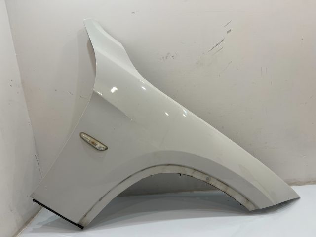 bontott BMW X1 Jobb első Sárvédő