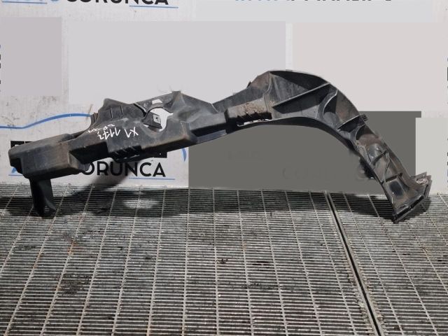 bontott BMW X1 Jobb Fényszóró Tartó