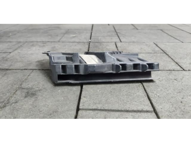 bontott BMW X1 Jobb Fényszóró Tartó