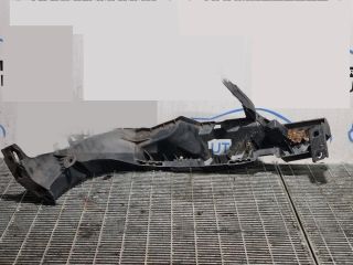 bontott BMW X1 Jobb Fényszóró Tartó