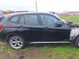 bontott BMW X1 Jobb hátsó Ablakemelő Motor