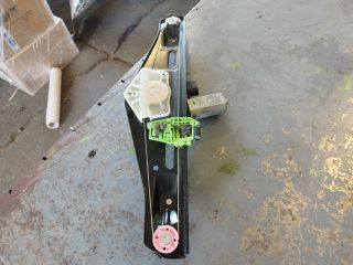 bontott BMW X1 Jobb hátsó Ablakemelő Szerkezet (Elektromos)