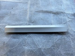 bontott BMW X1 Jobb hátsó Ajtó Díszléc