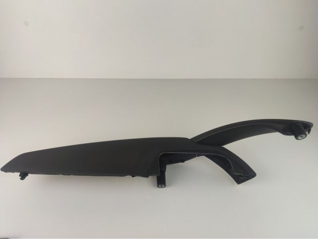 bontott BMW X1 Jobb hátsó Ajtó Kárpit Könyöklő