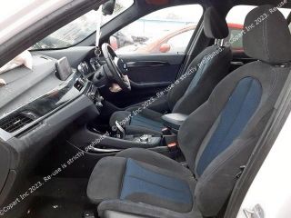 bontott BMW X1 Jobb hátsó Ajtó Kárpit