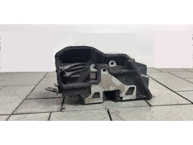 bontott BMW X1 Jobb hátsó Ajtózár