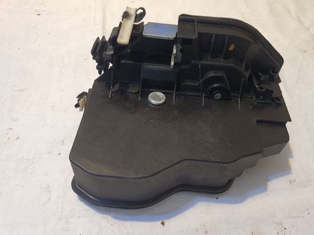 bontott BMW X1 Jobb hátsó Ajtózár