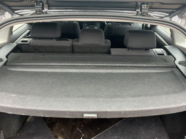 bontott BMW X1 Jobb hátsó Biztonsági Öv Csat