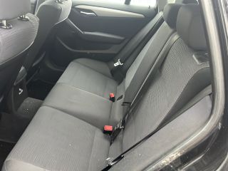 bontott BMW X1 Jobb hátsó Biztonsági Öv Csat