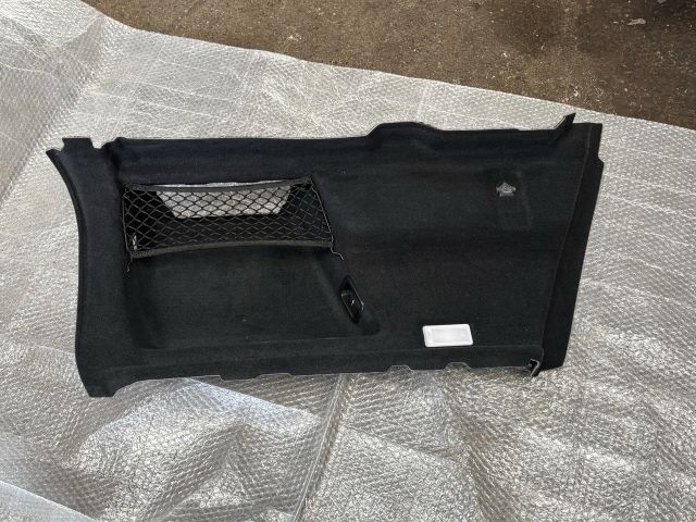 bontott BMW X1 Jobb hátsó Csomagtér Burkolat (Műanyag)