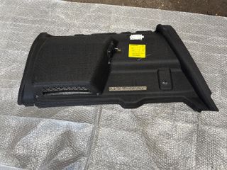 bontott BMW X1 Jobb hátsó Csomagtér Burkolat (Műanyag)