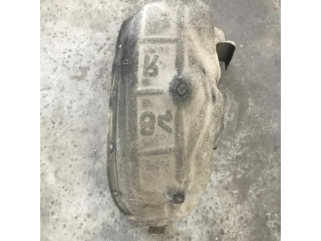 bontott BMW X1 Jobb hátsó Dobbetét (Kerékjárati, Műanyag)