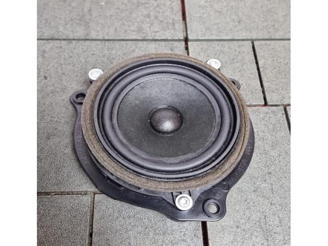 bontott BMW X1 Jobb hátsó Hangszóró