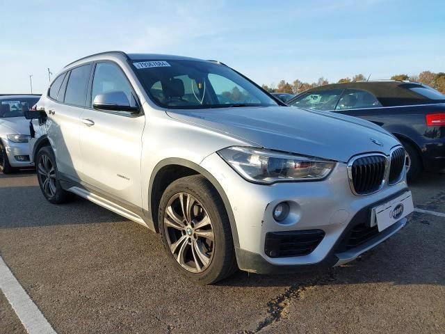 bontott BMW X1 Jobb hátsó Kapaszkodó (Felső)