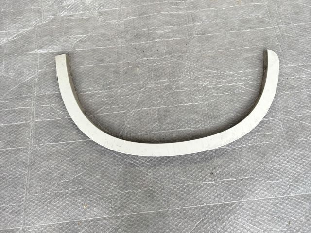 bontott BMW X1 Jobb hátsó Sárvédő Díszléc