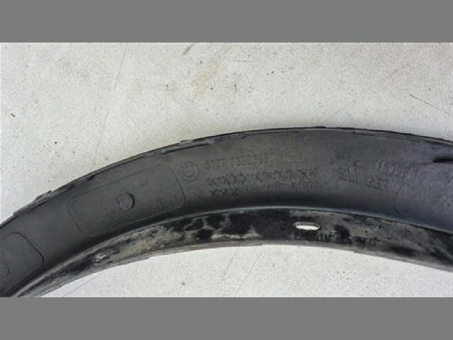 bontott BMW X1 Jobb hátsó Sárvédő Díszléc