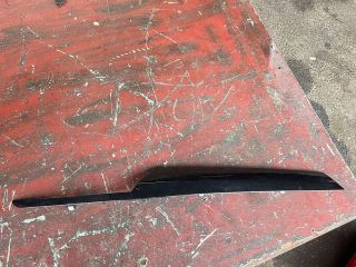 bontott BMW X1 Jobb Műszerfal Díszléc