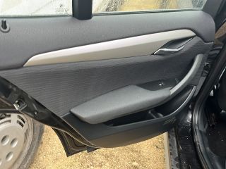 bontott BMW X1 Kalaptartó