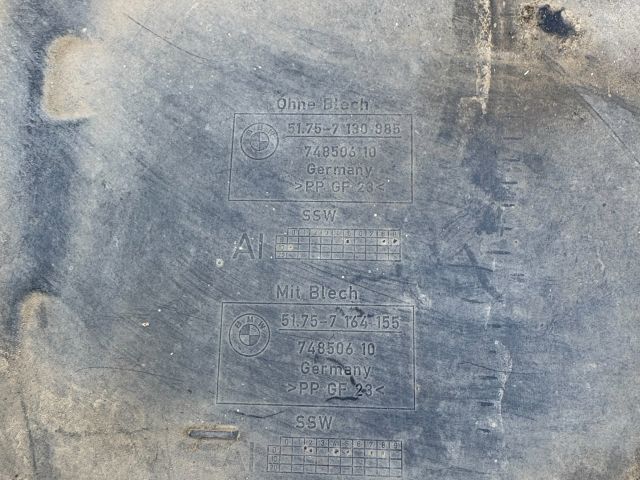 bontott BMW X1 Kartervédő