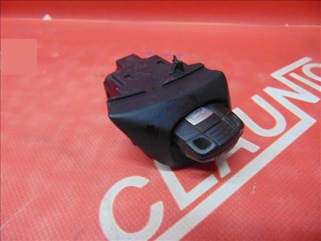 bontott BMW X1 Kártyaolvasó