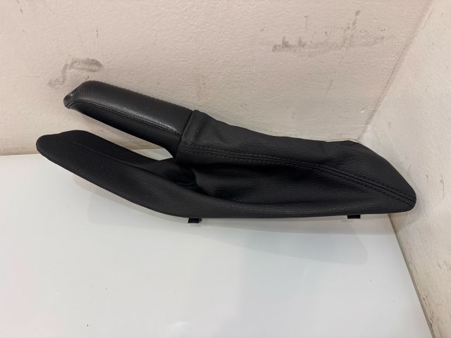 bontott BMW X1 Kézifék Szoknya