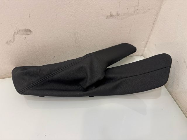 bontott BMW X1 Kézifék Szoknya