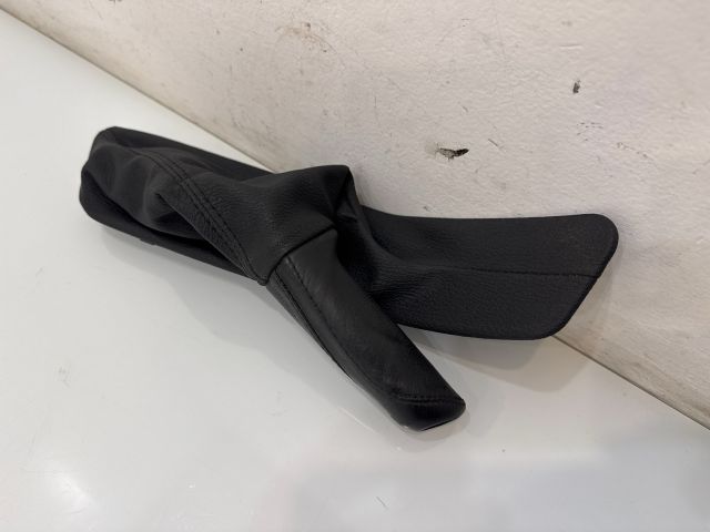 bontott BMW X1 Kézifék Szoknya