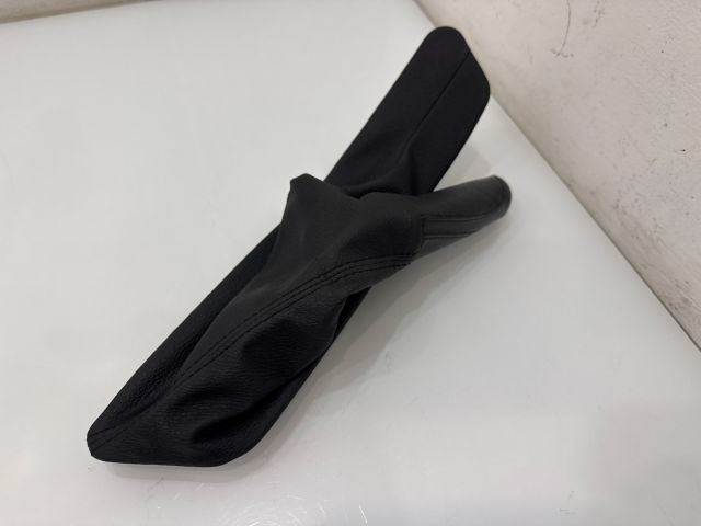 bontott BMW X1 Kézifék Szoknya