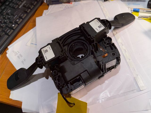 bontott BMW X1 Komplett Kormánykapcsoló (Bajuszkapcsoló)