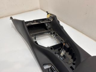 bontott BMW X1 Könyöklő