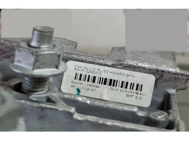 bontott BMW X1 Könyöklő