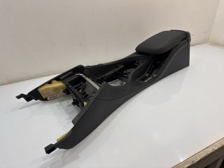 bontott BMW X1 Könyöklő