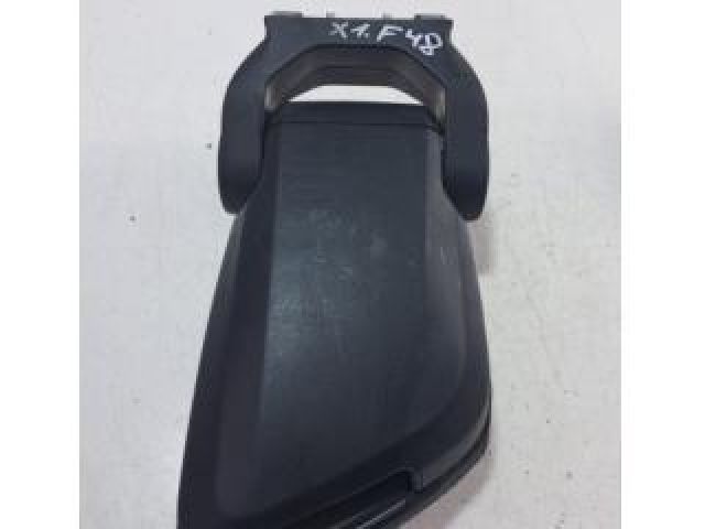 bontott BMW X1 Könyöklő