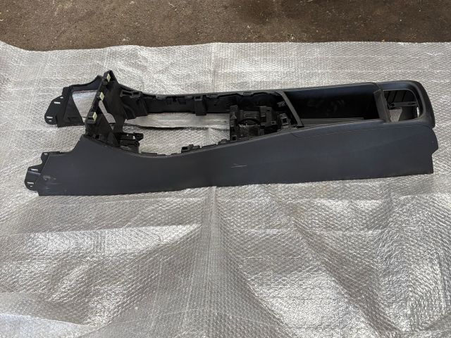 bontott BMW X1 Középkonzol Keret