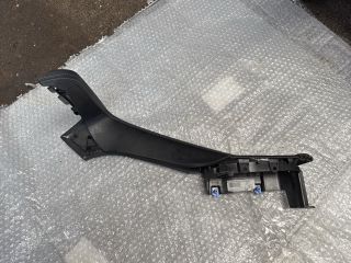 bontott BMW X1 Középkonzol Keret