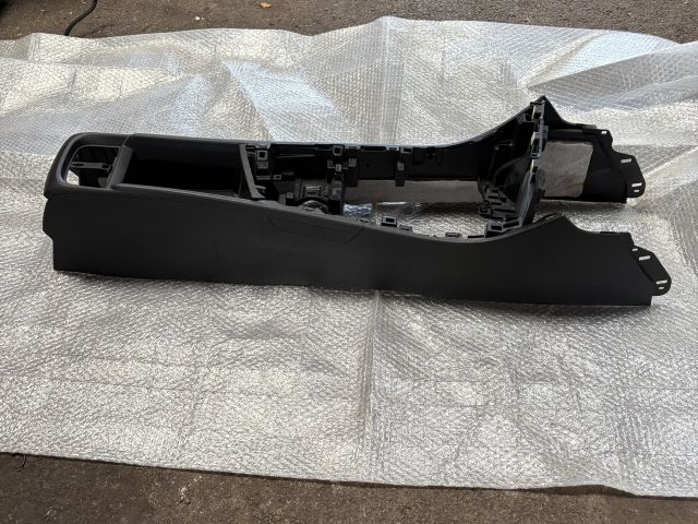 bontott BMW X1 Középkonzol Keret