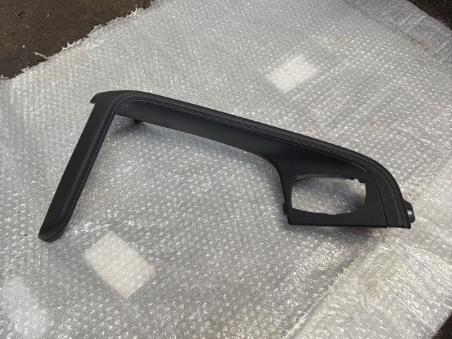 bontott BMW X1 Középkonzol Keret