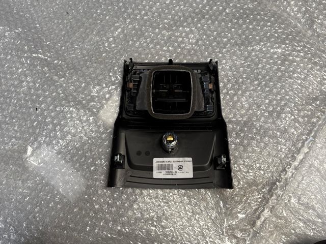 bontott BMW X1 Középső Szellőző