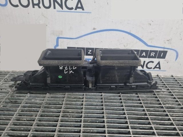 bontott BMW X1 Középső Szellőző