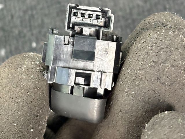 bontott BMW X1 Központizár Kapcsoló