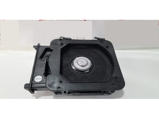 bontott BMW X1 Mélynyomó Hangszóró