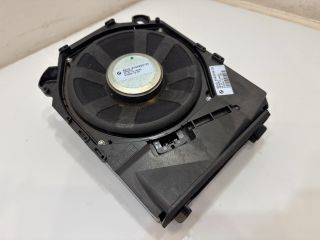 bontott BMW X1 Mélynyomó Hangszóró