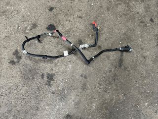 bontott BMW X1 Pozitív Kábel