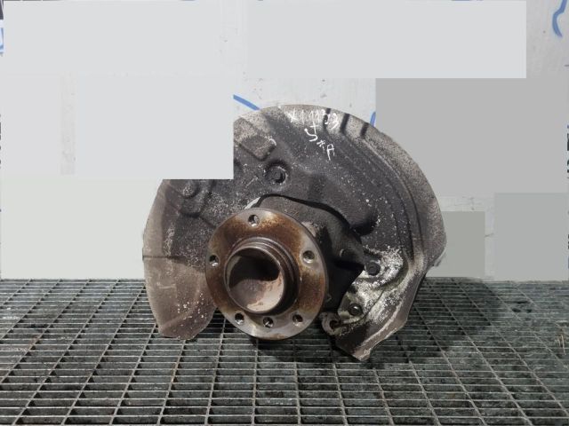 bontott BMW X1 Bal első Csonkállvány