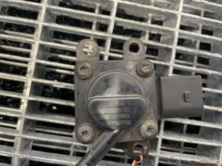 bontott BMW X1 Részecskeszűrő Nyomásérzékelő