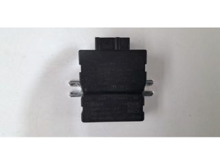 bontott BMW X1 Üzemanyag Szivattyú Relé