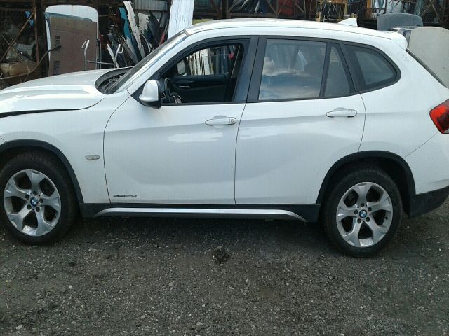 bontott BMW X1 Bal első Gólyaláb (Lengécsillapító, Rugó)