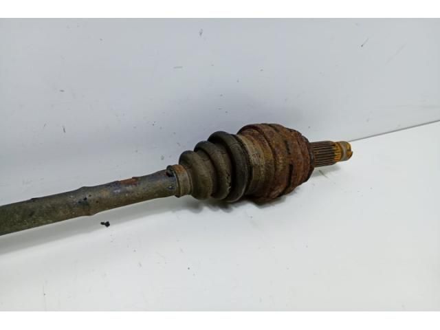 bontott BMW X1 Bal hátsó Féltengely