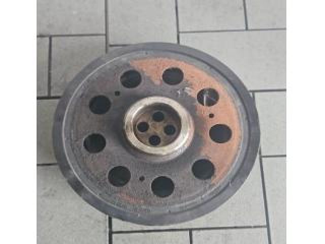 bontott BMW X1 Főtengely Szíjtárcsa