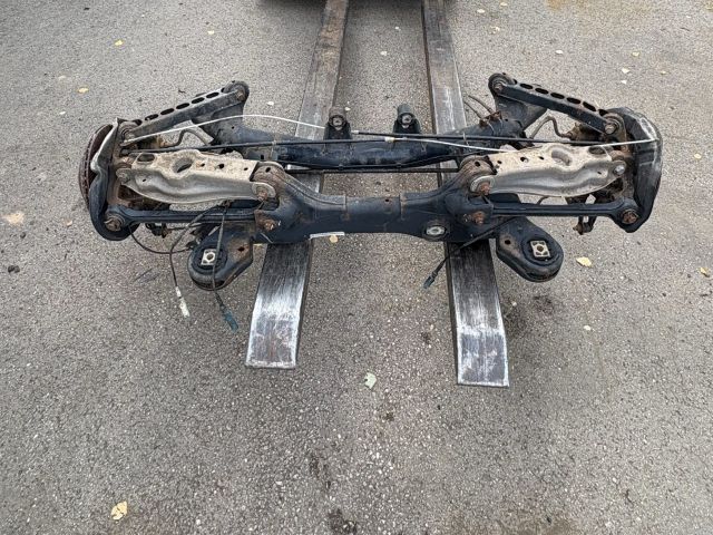 bontott BMW X1 Hátsó Futómű (Részeivel)
